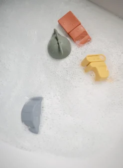 MUSHIE Badelegetøj 4-Pak - Biler- Badelegetøj