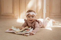 Little Dutch Blød Aktivitetsbog Fairy Garden- Røre- & Følebøger