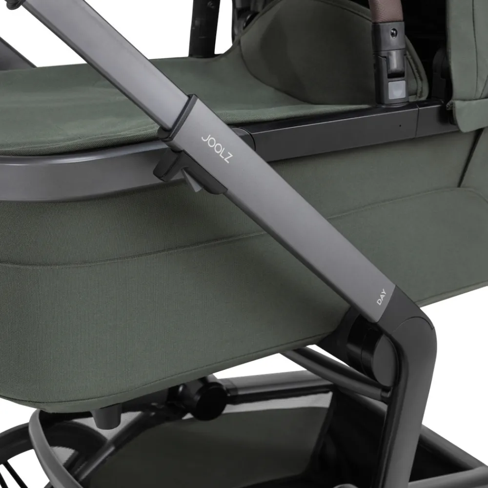 JOOLZ Day5 Komplet - Forest green- Kombivogne Med Ergonomiske Sæder