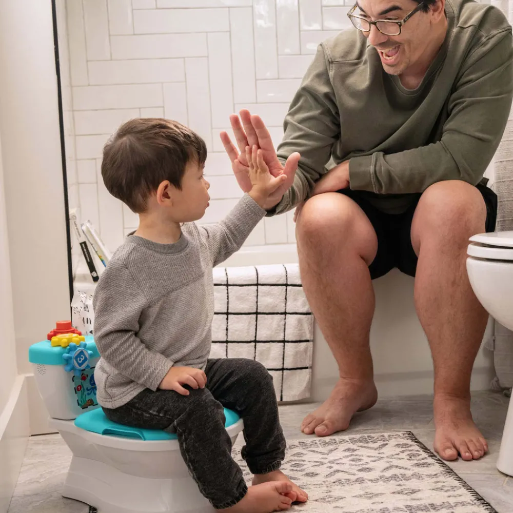 Baby Einstein Geared for Success 2-i-1 Pottetræningssystem- Potter, Toiletsæder & Skamler