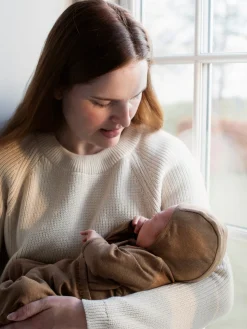 Serendipity Organics Nyfødt Slå-om Body - Almond- Bodystocking M. Skrålukning|Bodystocking Langærmet