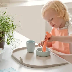 Done By Deer Silikone dækkeserviet m/høj kant Elphee - Sand- Service