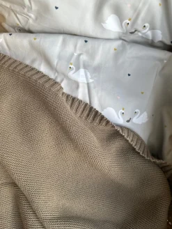 Vanilla COPENHAGEN Striktæppe - Wood-Børn Tæpper